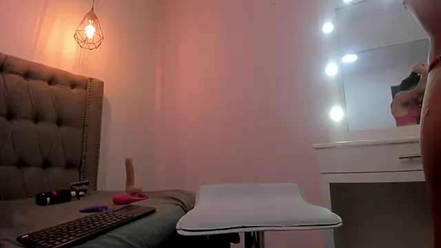 GysellHanson online show from January 2025 06:14:02 PM