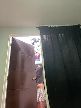 Snapshot of El_Titan1998 chatting on January 2025 01:48:01 PM El Titan1998 online show from January 2025 01:48:01 PM