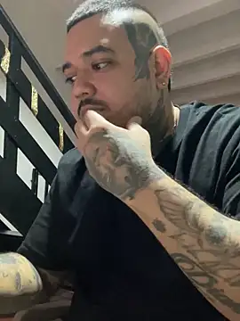 Snapshot of El_Titan1998 chatting on January 2025 02:47:01 PM El Titan1998 online show from January 2025 02:47:01 PM