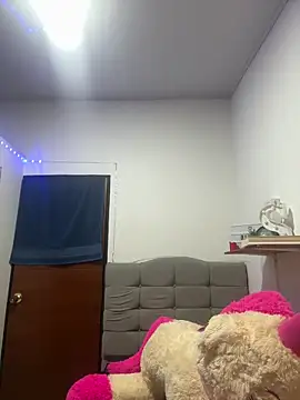 BlueStoneX online show from February 2025 04:59:01 AM