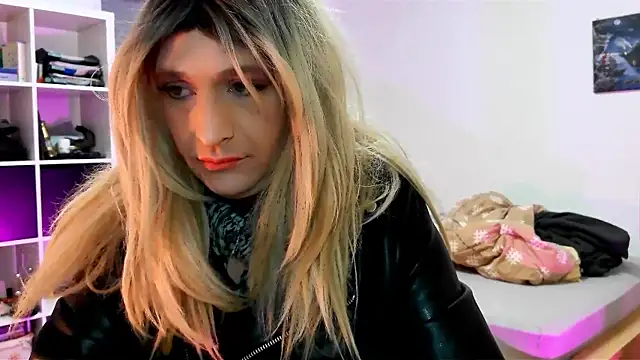 DYasmin69 online show from February 2025 06:01:01 PM