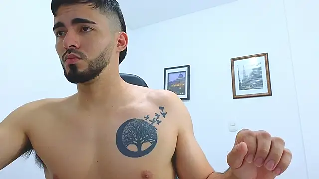 Massimoo 07 online show from January 2025 12:46:01 AM