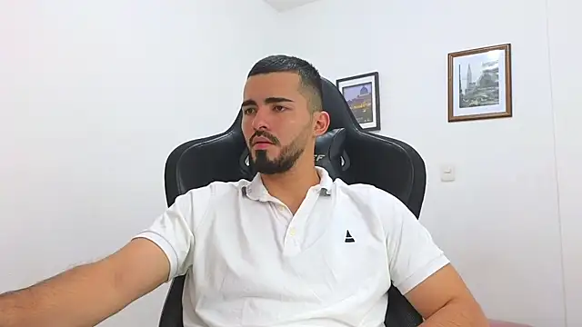 Massimoo 07 online show from March 2025 08:43:02 PM