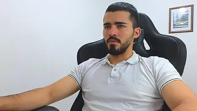 Massimoo 07 online show from March 2025 07:35:02 PM