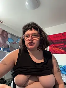 Snapshot of _dwhorekin_ chatting on September 2025 08:35:01 AM  dwhorekin  online show from September 2025 08:35:01 AM