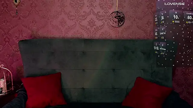 Snapshot of Poison_Eva chatting on January 2026 02:49:01 AM Poison Eva online show from January 2026 02:49:01 AM