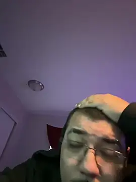 Snapshot of cloudy_couple444 chatting on December 2024 09:15:02 PM cloudy couple444 online show from December 2024 09:15:02 PM