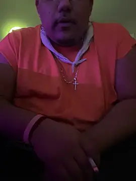 Snapshot of cloudy_couple444 chatting on February 2025 05:40:01 AM cloudy couple444 online show from February 2025 05:40:01 AM