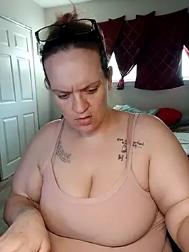 Snapshot of cloudy_couple444 chatting on October 2025 04:38:02 PM cloudy couple444 online show from October 2025 04:38:02 PM