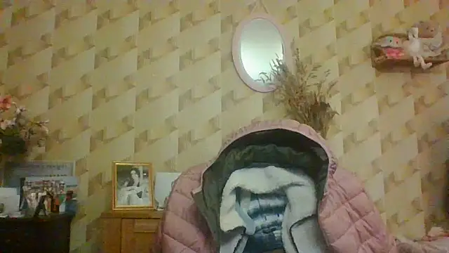 Snapshot of BELLAMORGANE1 chatting on December 2024 04:48:02 PM BELLAMORGANE1 online show from December 2024 04:48:02 PM