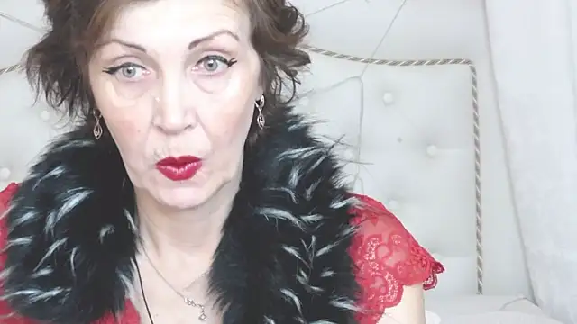 Snapshot of SilviaHart chatting on October 2025 07:27:01 AM SilviaHart online show from October 2025 07:27:01 AM