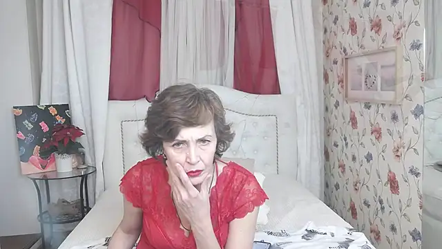 Snapshot of SilviaHart chatting on October 2025 12:47:02 PM SilviaHart online show from October 2025 12:47:02 PM