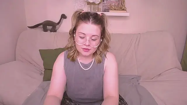 Snapshot of TessPleasure chatting on December 2024 10:25:02 AM TessPleasure online show from December 2024 10:25:02 AM