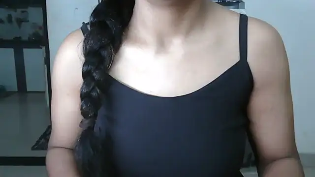 Snapshot of Somiya87 chatting on March 2026 03:06:02 AM Somiya87 online show from March 2026 03:06:02 AM