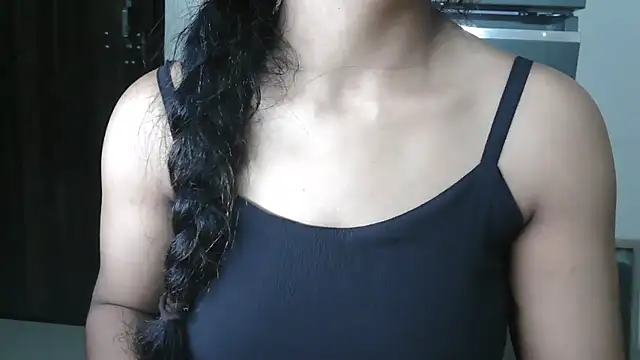 Snapshot of Somiya87 chatting on March 2026 05:23:02 PM Somiya87 online show from March 2026 05:23:02 PM