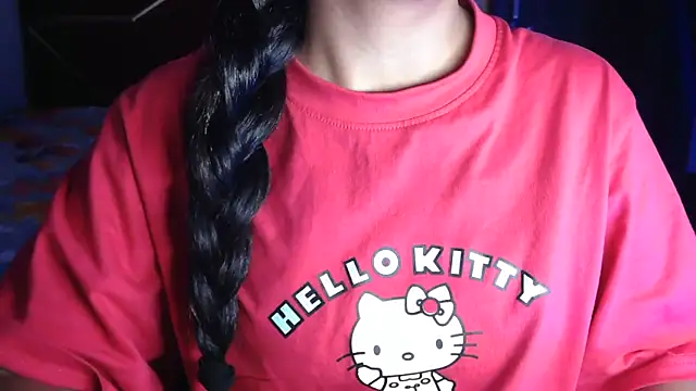 Snapshot of Somiya87 chatting on April 2026 09:48:02 PM Somiya87 online show from April 2026 09:48:02 PM