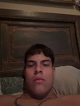 Snapshot of leandrollst_3 chatting on December 2025 07:30:02 PM leandrollst 3 online show from December 2025 07:30:02 PM