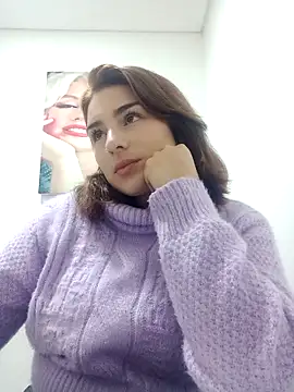 Snapshot of VictoriaMolina chatting on November 2025 02:15:02 AM VictoriaMolina online show from November 2025 02:15:02 AM