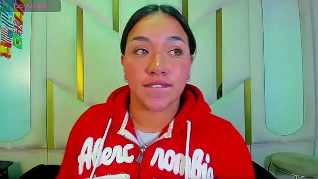 IsabellRodriguez18 online show from June 2026 03:33:01 AM
