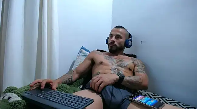 callme douglas online show from January 2025 11:28:01 PM