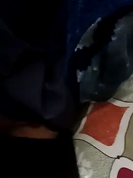 Snapshot of playboyz77 chatting on December 2024 01:31:02 AM playboyz77 online show from December 2024 01:31:02 AM