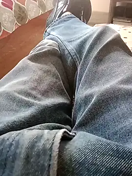 Snapshot of playboyz77 chatting on December 2024 09:53:02 AM playboyz77 online show from December 2024 09:53:02 AM