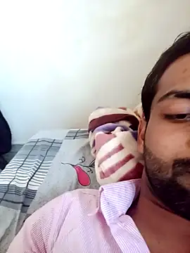 Snapshot of playboyz77 chatting on January 2025 09:47:02 AM playboyz77 online show from January 2025 09:47:02 AM