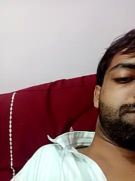 Snapshot of playboyz77 chatting on January 2025 03:40:02 AM playboyz77 online show from January 2025 03:40:02 AM