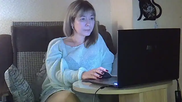 Snapshot of EllaJohnsonX chatting on March 2026 02:33:01 PM EllaJohnsonX online show from March 2026 02:33:01 PM