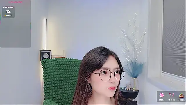 Snapshot of Natasha2025 chatting on November 2025 05:02:02 PM Natasha2025 online show from November 2025 05:02:02 PM