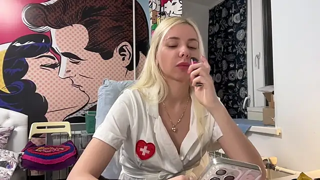 Snapshot of yunasuka chatting on January 2025 07:40:01 PM yunasuka online show from January 2025 07:40:01 PM