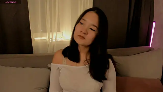 Maekko online show from February 2026 06:26:02 PM