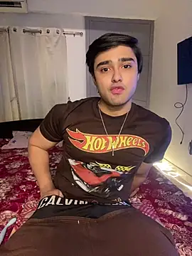 sunny49477 online show from March 2026 07:09:01 PM