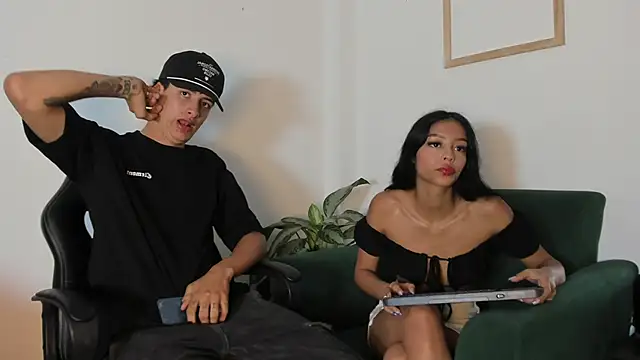 two milkyway online show from November 2025 01:12:02 PM