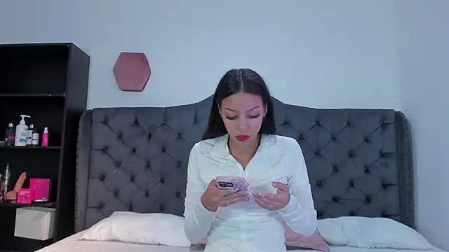 two milkyway online show from March 2026 12:20:01 PM