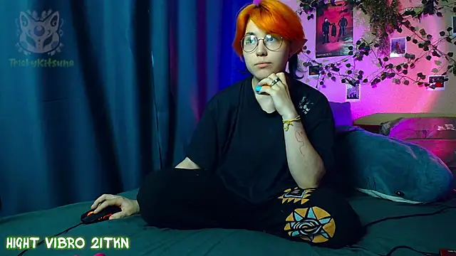 Snapshot of TrickyKitsune chatting on July 2026 04:22:02 PM TrickyKitsune online show from July 2026 04:22:02 PM