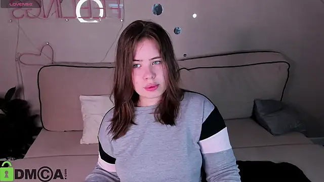 EricaElliott online show from December 2025 10:08:02 AM