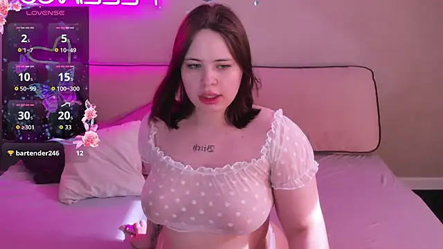 Snapshot of EricaElliott chatting on April 2026 09:21:02 AM EricaElliott online show from April 2026 09:21:02 AM