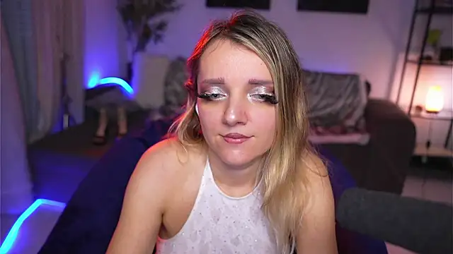 Magnetic Amy online show from January 2025 03:21:01 PM