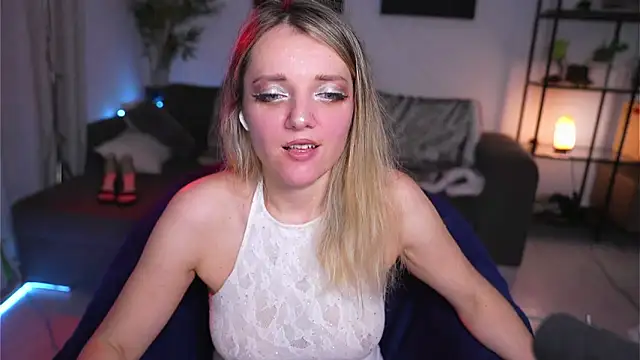 Magnetic Amy online show from February 2025 01:54:02 PM