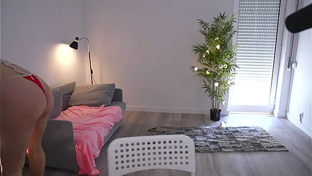 Magnetic Amy online show from April 2026 11:25:02 AM