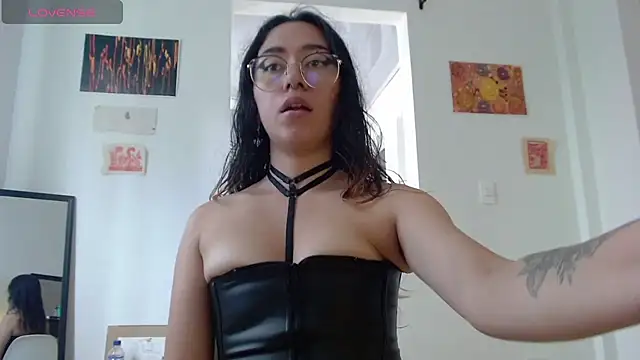 Snapshot of Maam_Ine chatting on March 2026 06:22:02 PM Maam Ine online show from March 2026 06:22:02 PM