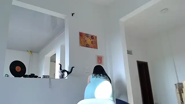 Snapshot of Maam_Ine chatting on April 2026 09:15:01 PM Maam Ine online show from April 2026 09:15:01 PM