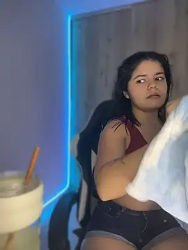 pretty angela1 online show from April 2026 04:12:01 AM