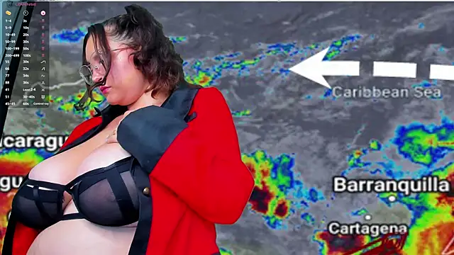 Snapshot of LunaPleasure chatting on November 2025 06:08:02 AM LunaPleasure online show from November 2025 06:08:02 AM