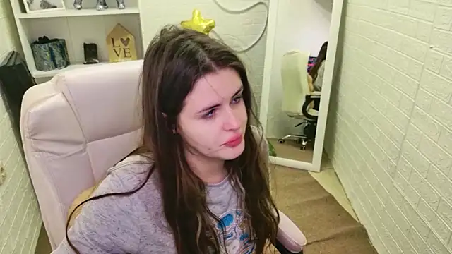 StellaFrost online show from December 2025 10:19:01 AM