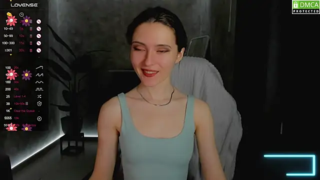 Snapshot of niki_cutes chatting on March 2025 01:04:02 AM niki cutes online show from March 2025 01:04:02 AM