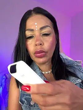 KarolRubi1 online show from December 2025 07:32:01 PM