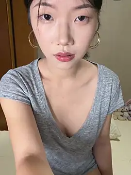 Snapshot of berberson chatting on April 2026 10:08:02 AM berberson online show from April 2026 10:08:02 AM