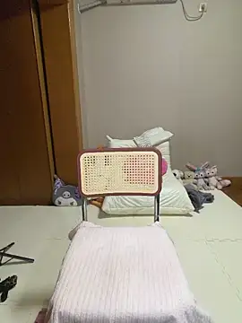 Snapshot of berberson chatting on April 2026 12:50:01 PM berberson online show from April 2026 12:50:01 PM